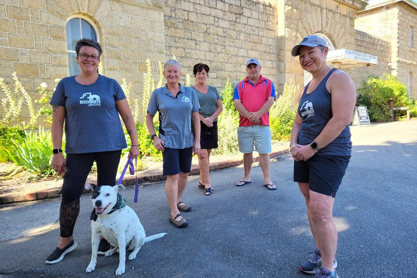 ON A MISSION: Some of the B2B committee members Sally Hayden with pooch Micky (left), Jo Westra, Jenny Chambeyron, John Sheehan with Lisa Cartledge invite people to walk with them for this year\\'s March event. PHOTO: Coral Cooksley Id:21170