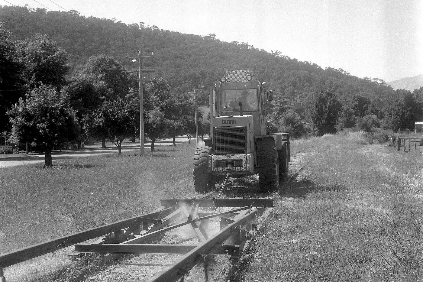 RAIL LINE REMOVED, 1987: In December 1987 dismantlement of the Ovens Valley Railway continues through Myrtleford towards Bright, separating rails from sleepers.