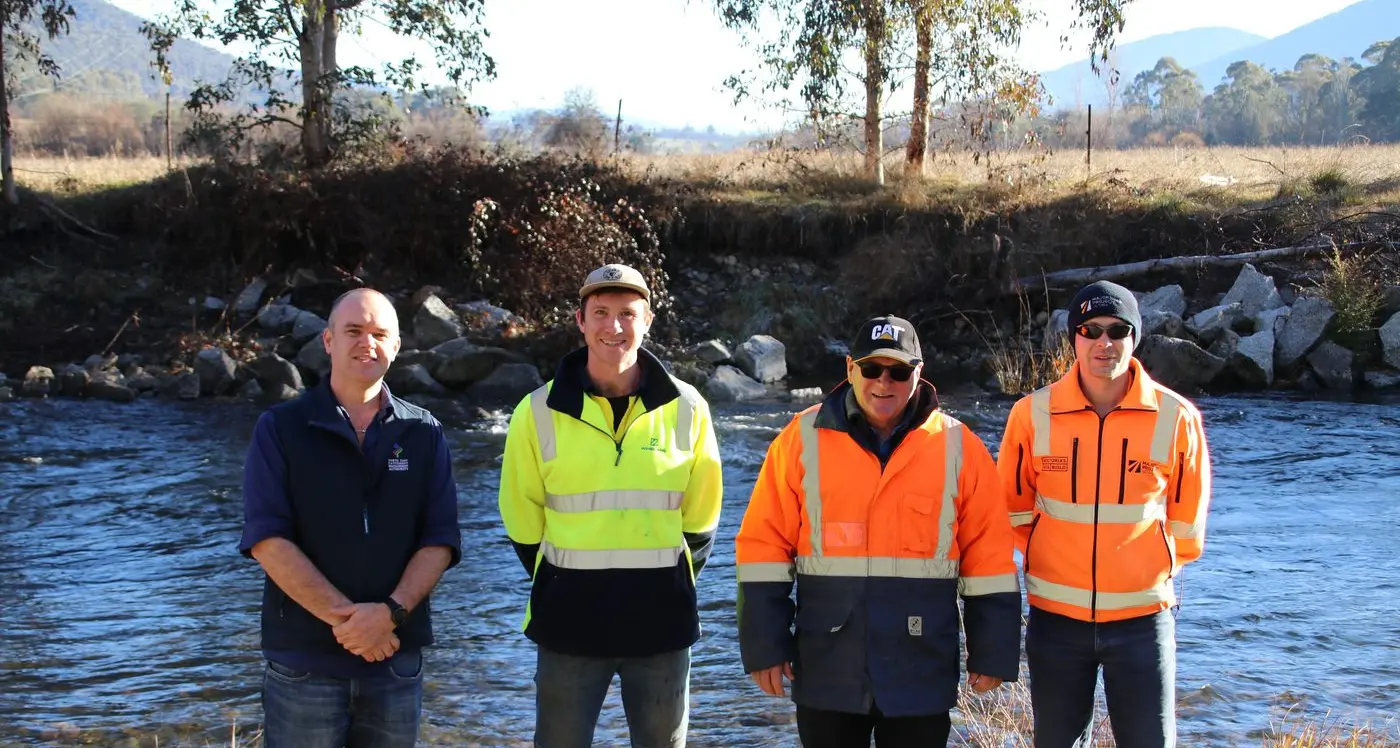 Upcycling felled timber to help rehabilitate Kiewa River