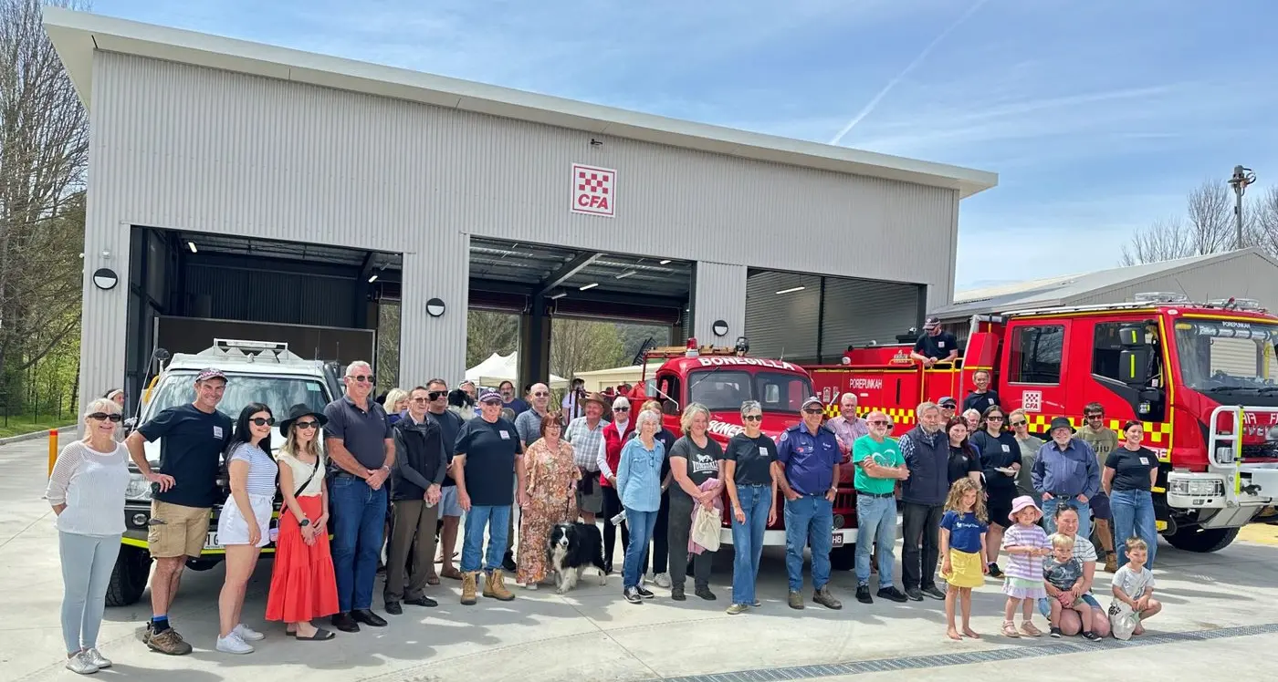 People pack into Porepunkah CFA's upgraded fire station