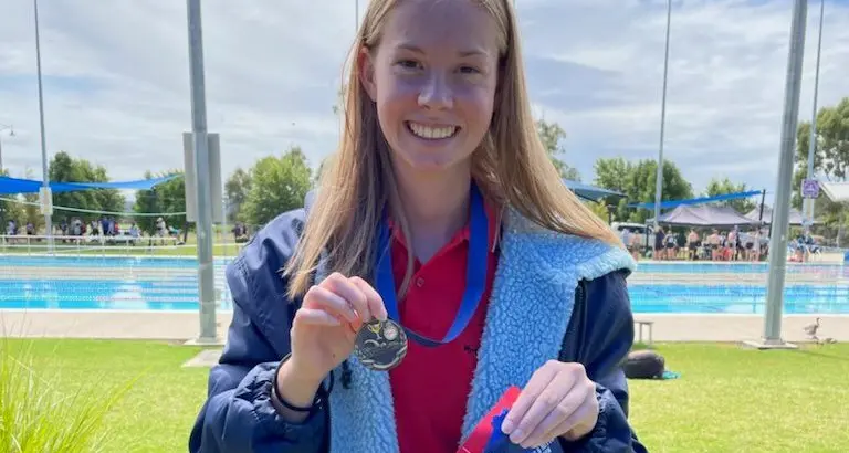 House Barwidgee wins both swimming sports
