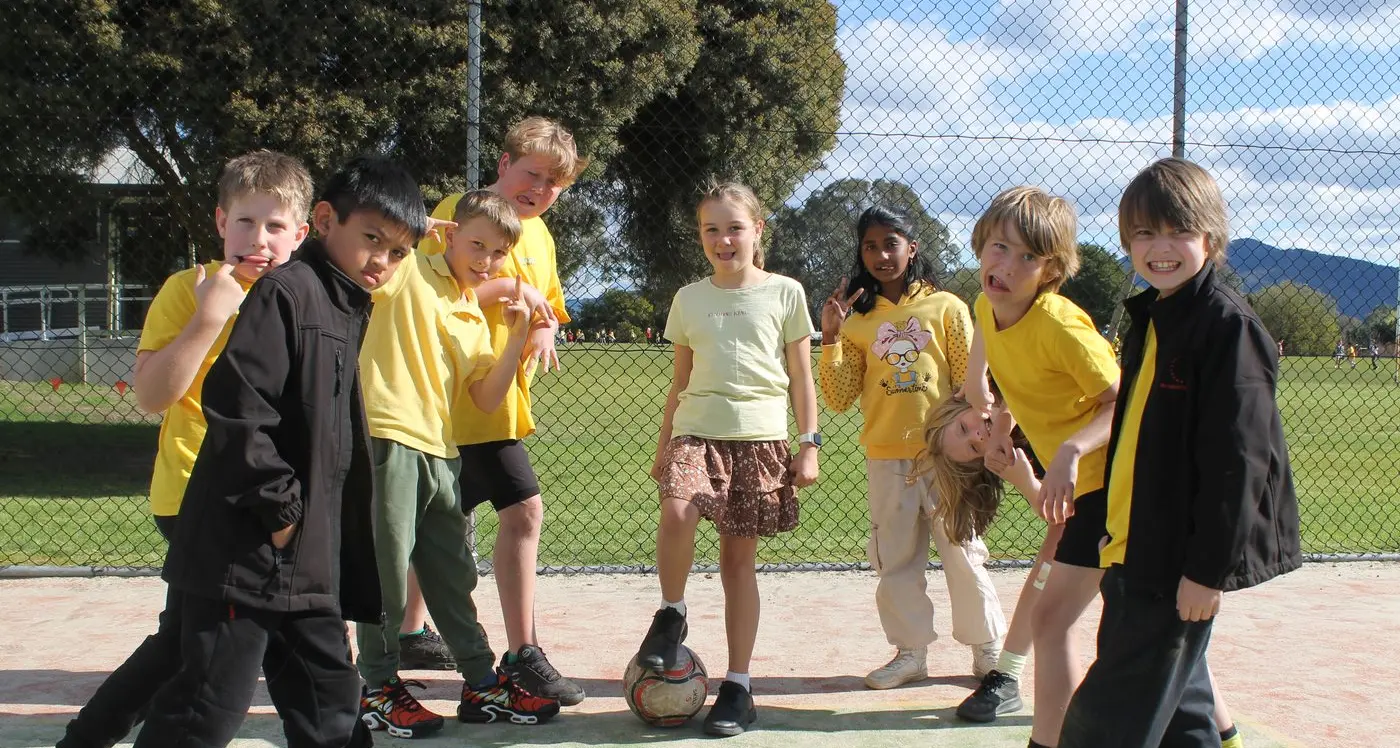 Myrtleford P-12 students check in with each other on RUOK? Day