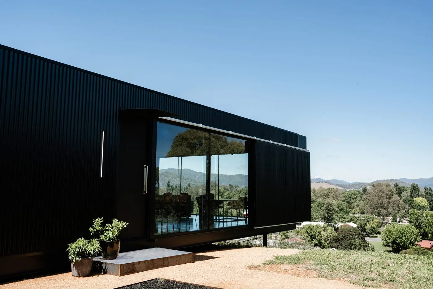 Myrtleford's 'Alpine House' lauded with regional builder award