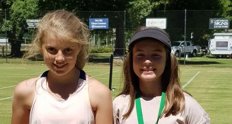 Tennis club crowns junior champions