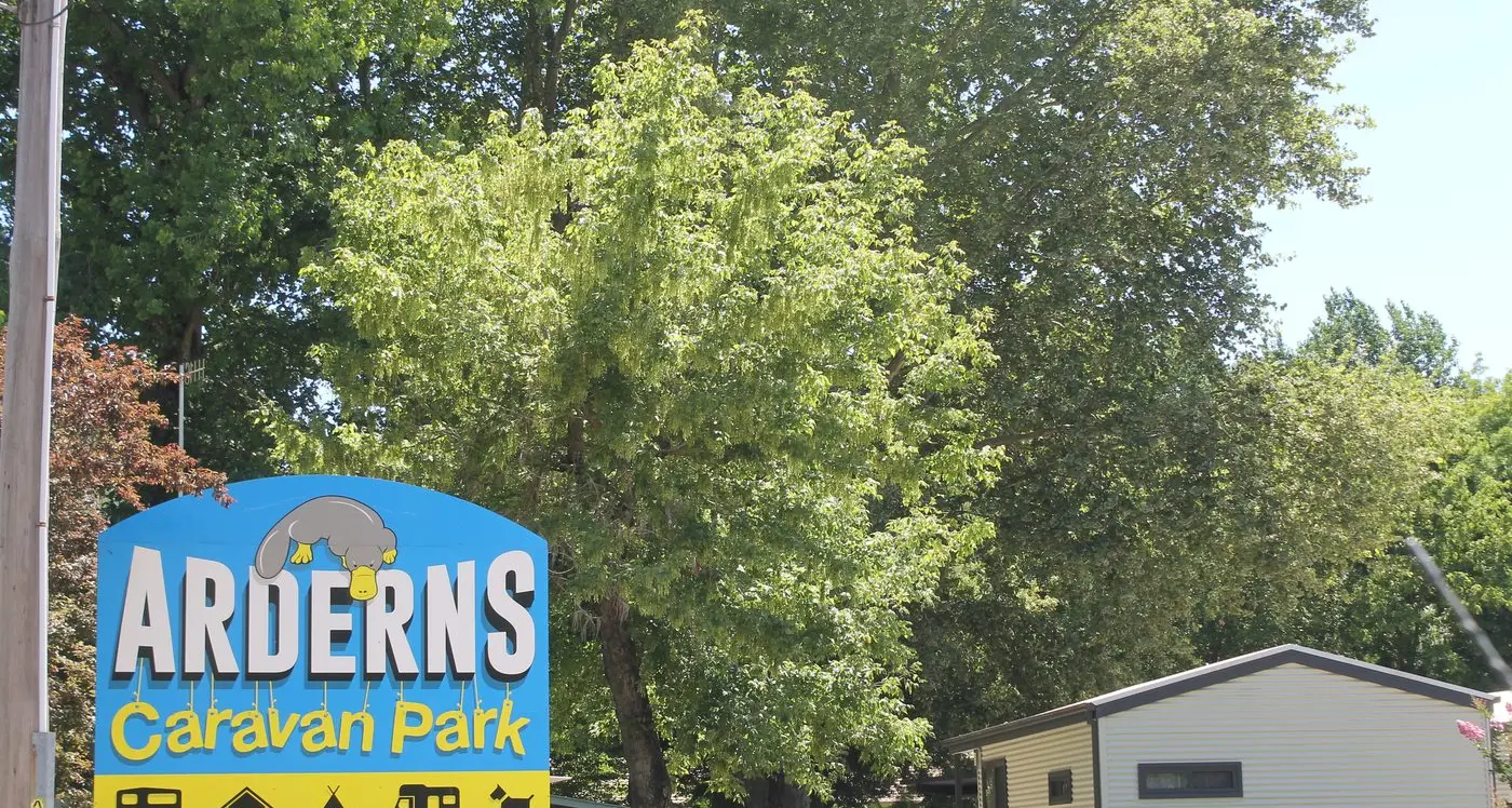 Visitors on the way...