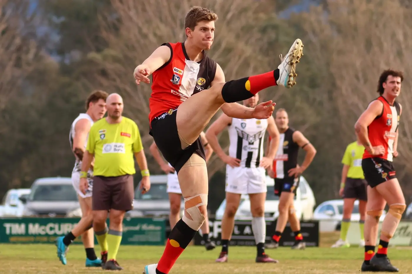 BOOMING KICK: Ryley Sharp slotted five majors for the Saints in their 29-poitn win over the Magpies. PHOTOS: Janet Watt