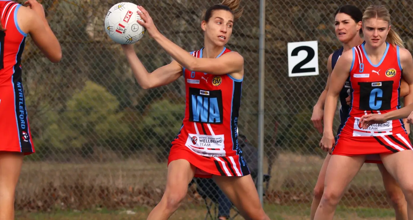 Pigeons too strong for Saints on court