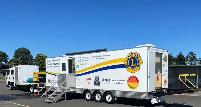 Mobile unit heading to Myrtleford