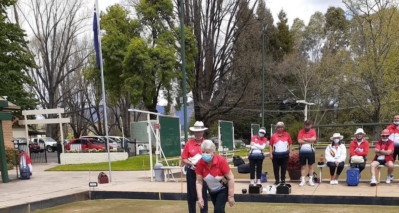 Winter lawn bowling returns