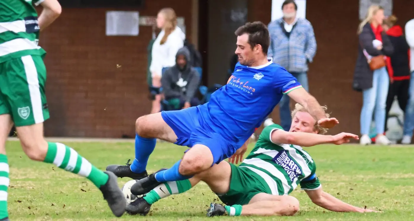 One step from glory: senior men, reserve women win through to cup finals