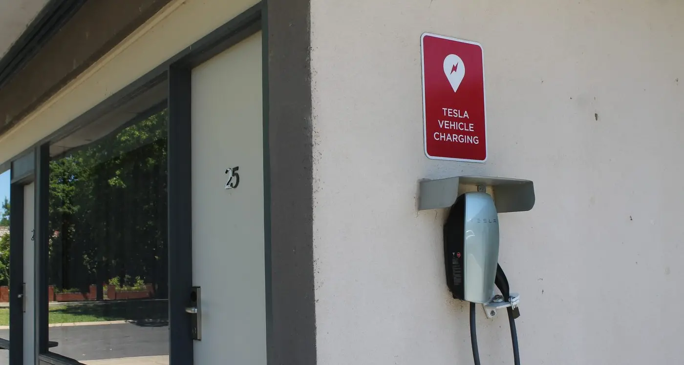 EV charging etiquette key as more electric cars hit roads this summer