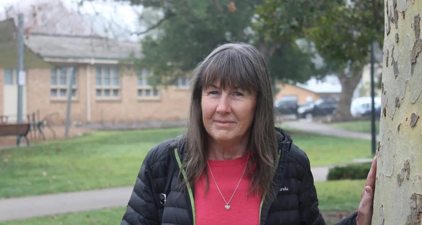 Put it away: Deb’s urgent call to motorists