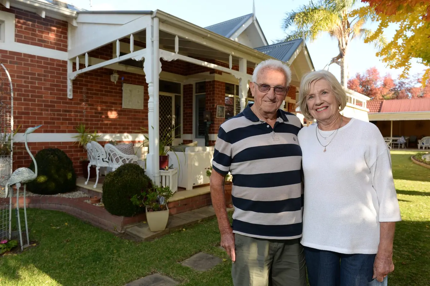 A GRAND HOME; Myrtleford locals Kevin and Bev Dinneen are selling the former Myrtleford Bush Nursing Hospital. 