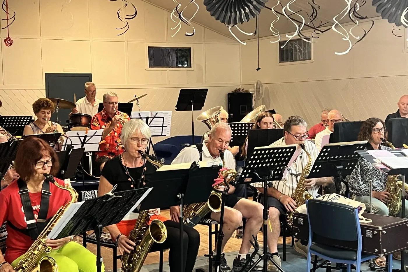 PRACTICE MAKES PERFECT: Students at this year\\'s Harrietville Music Camp put on a perfect Big Band performance to show off their skills. PHOTOS: Nathan Alexander