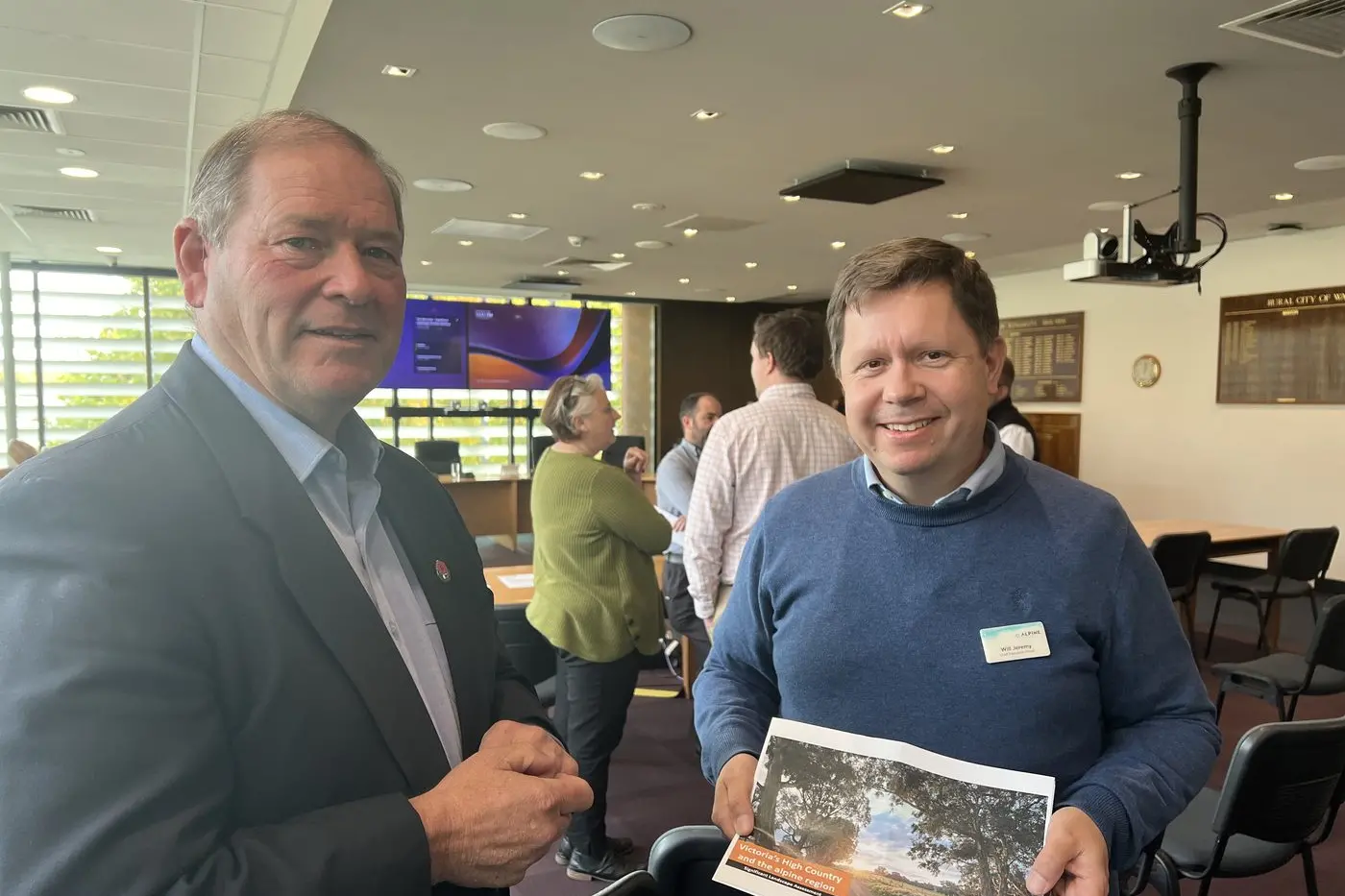 COUNCILS CONCERNED: Ovens Valley MP Tim McCurdy (left) with Alpine Shire chief executive officer Will Jeremy at last week\\'s meeting with North East councils to discuss significant landscape overlays.