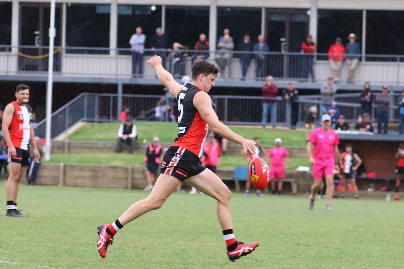 SOLID PERFORMANCE: Kurt Aylett was a standout in the Saints loss to Lavington on Saturday, with two goals and 27 disposals. PHOTO: Janet Watt Id:23193