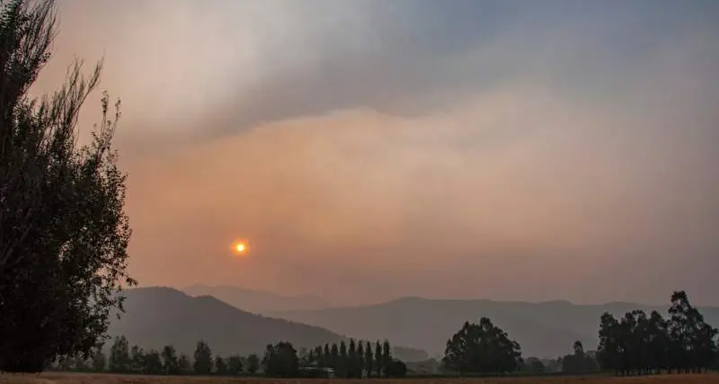 Firefighters backburn, take advantage of mild conditions