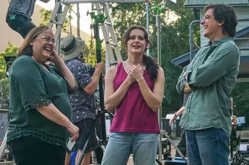 BEHIND THE SCENES: (from left) Series director Jocelyn Moorhouse, with Katherine Langford (Miki Anderson) and James Mackay (Simon Englert). Id:31604