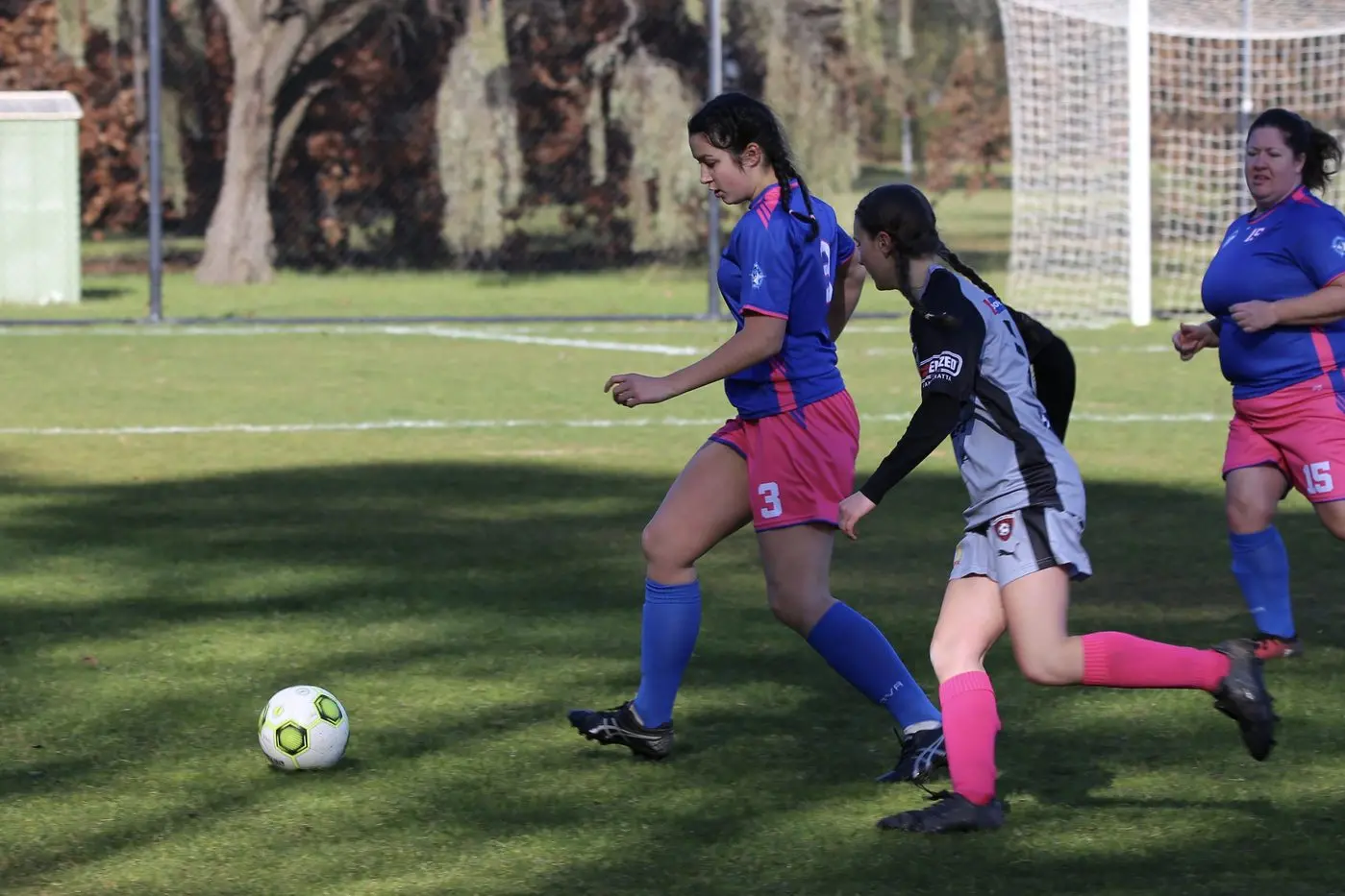 CLEARING AWAY: Zali Feltrin about to clear the ball from defence with the Savoy women preparing for their last game of the season this season against Wodonga Diamonds. PHOTOS: Kat De Naps Photography