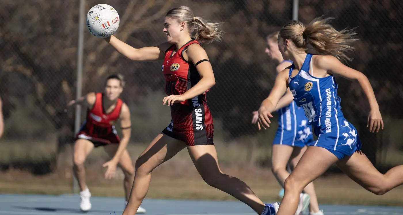 Roos’ defence too strong for Saints