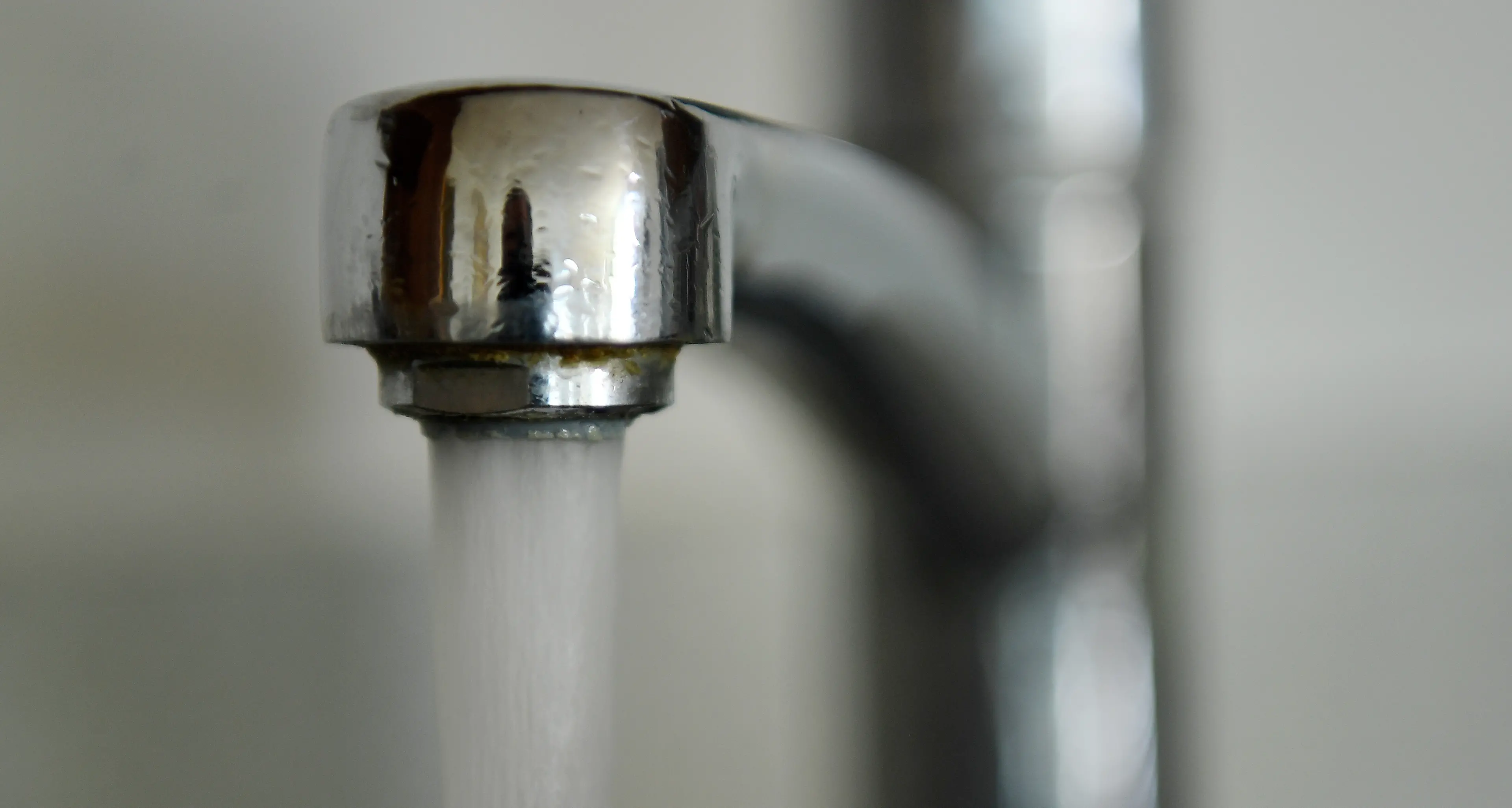 Fixing leaks saving 500,000 litres of water a day in Bright
