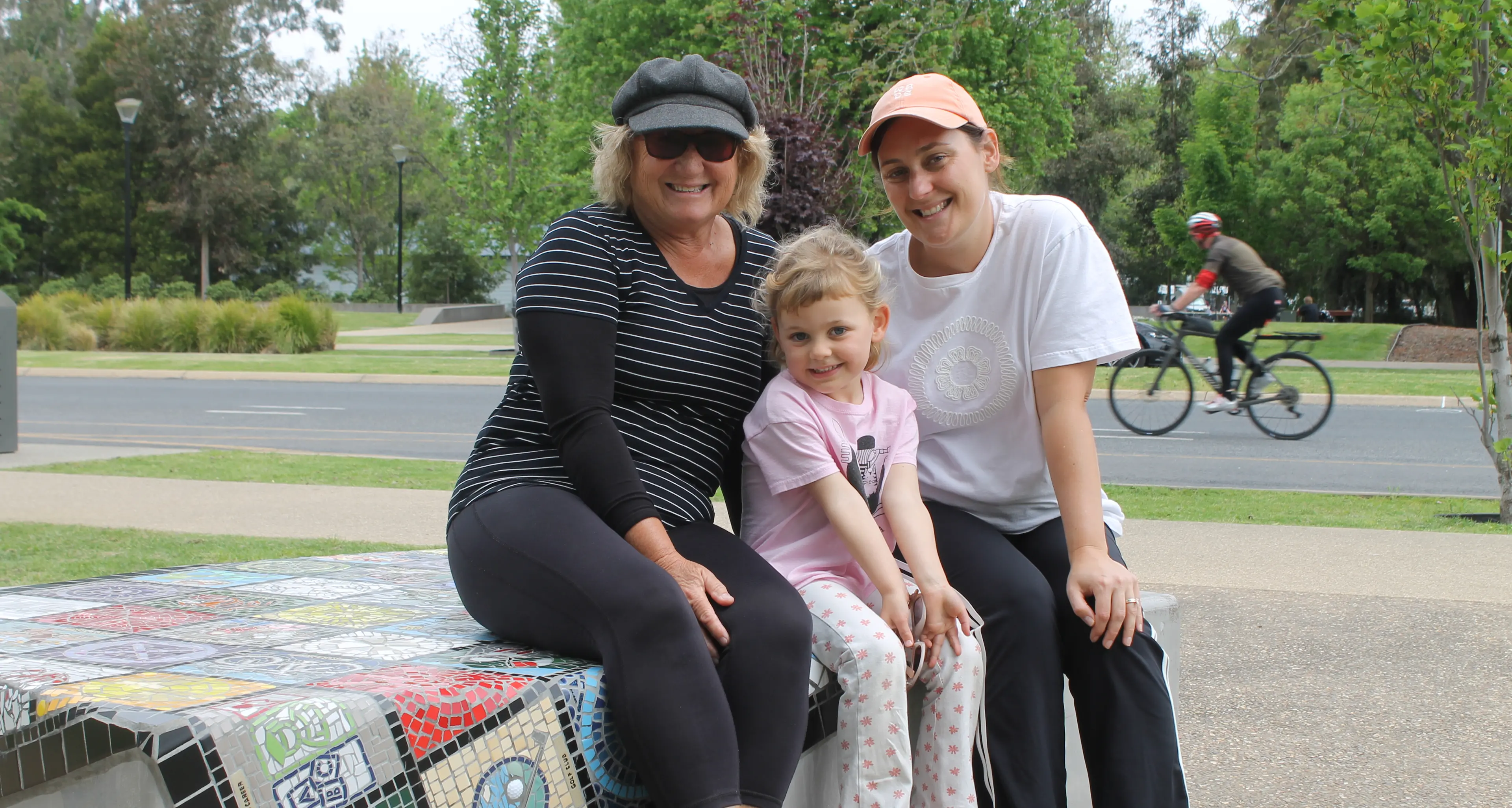 Myrtleford - Leween, Olive & Carly Horadam