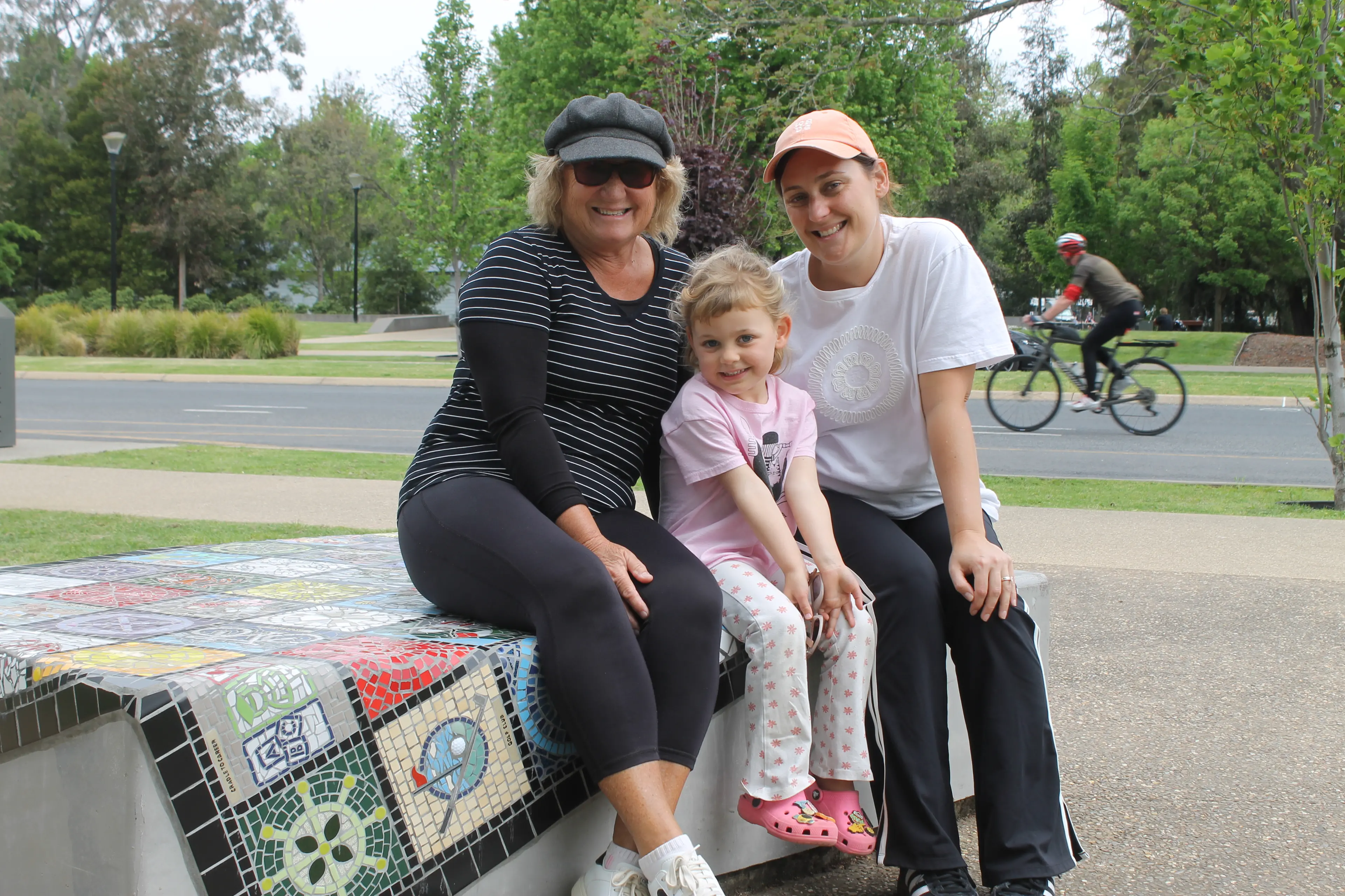 <p>Leween, Olive and Carly Horadam.</p>\\n