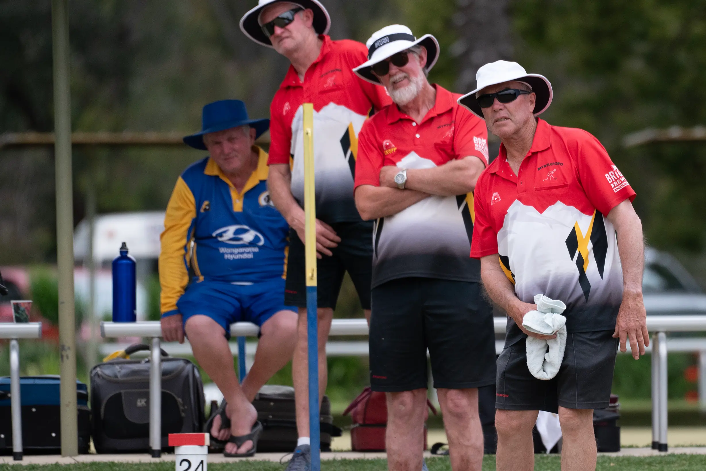 <p>CURLING BACK: Wayne Stephens, Mikey Clayton and Rod Mitchell watch as the shot curves along the green. PHOTO: Melissa Beattie</p>\\n