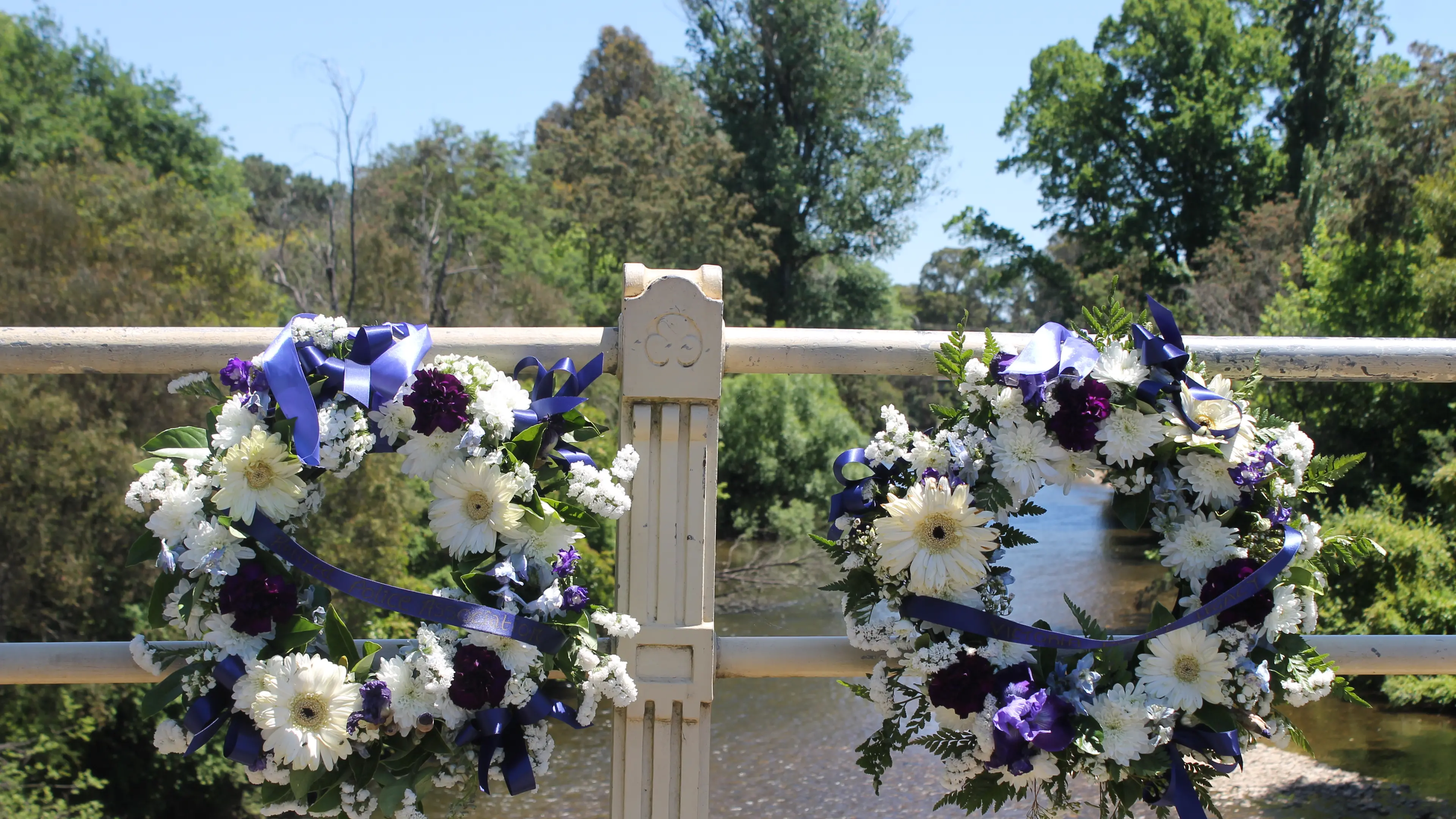 Three months on, police veterans pay respects in moving Porepunkah visit