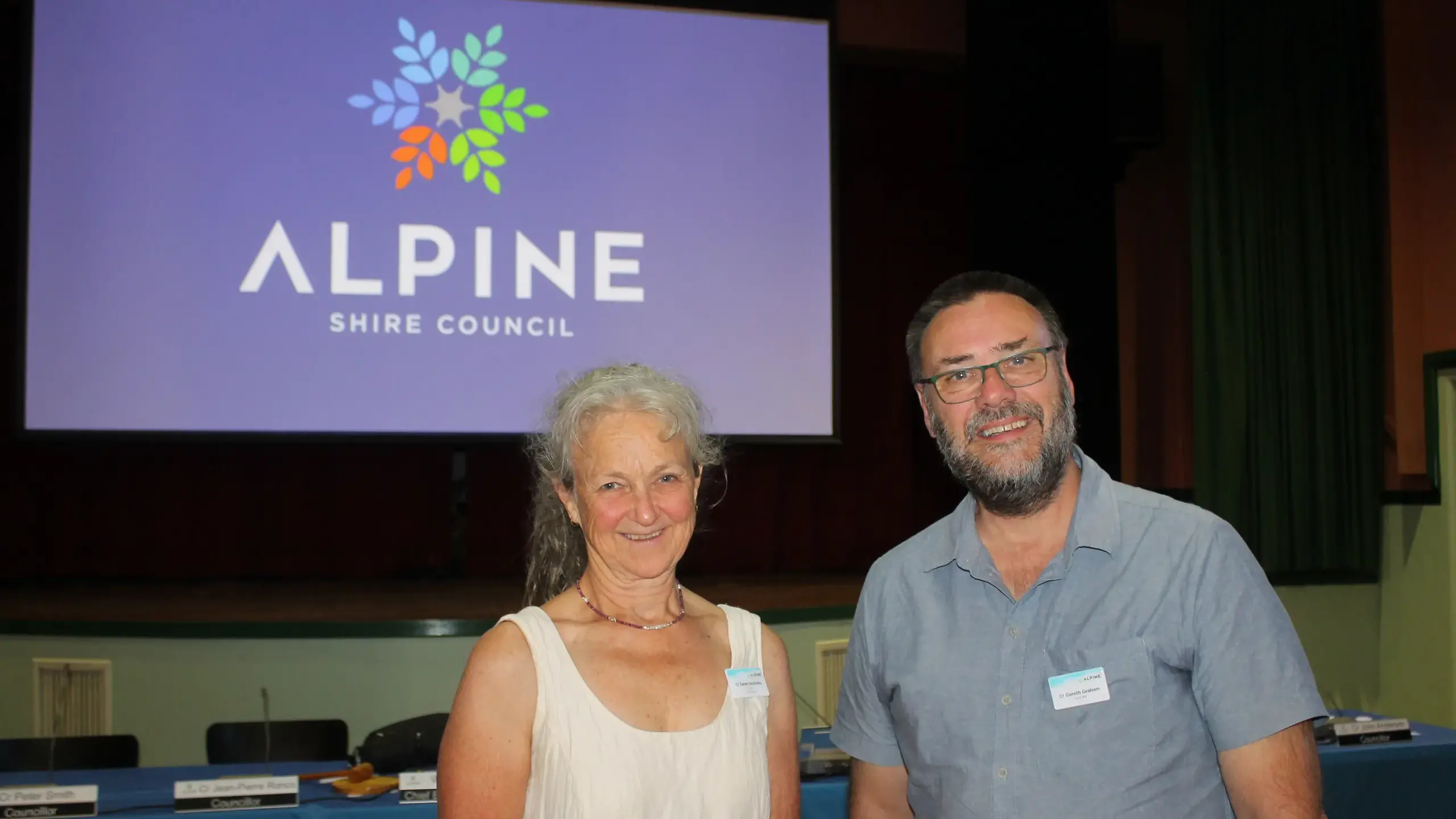 Sarah Nicholas re-elected Mayor of Alpine Shire Council, Cr Gareth Graham elected deputy mayor