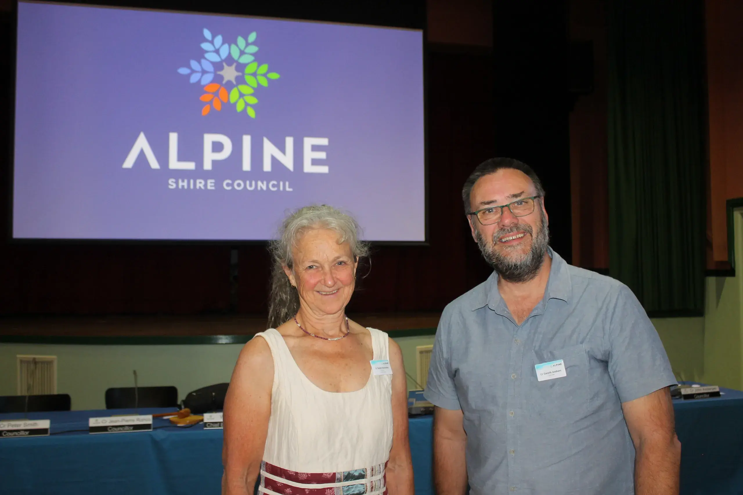 Sarah Nicholas re-elected Mayor of Alpine Shire Council, Cr Gareth Graham elected deputy mayor