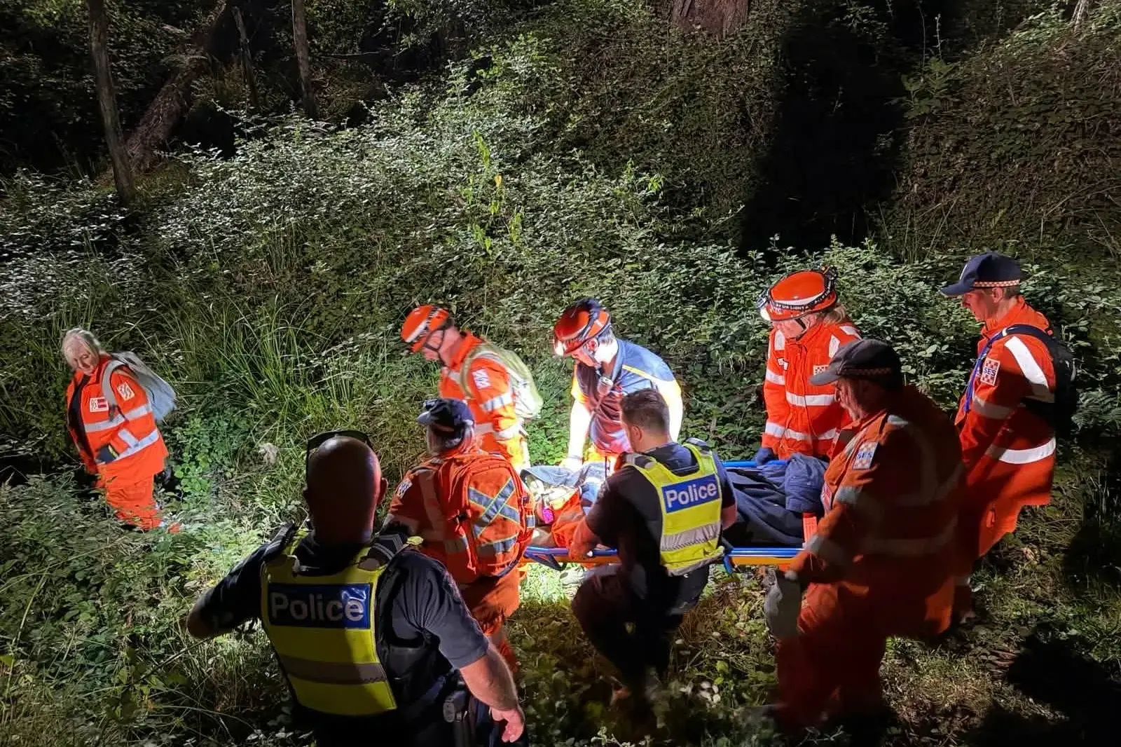 <p>REMOTE RESCUE: A combined response from Yackandandah and Myrtleford SES crews, Victoria Police and Ambulance Victoria saw the successful rescue of a lost patient after sundown. PHOTO: Myrtleford SES.</p>\\n