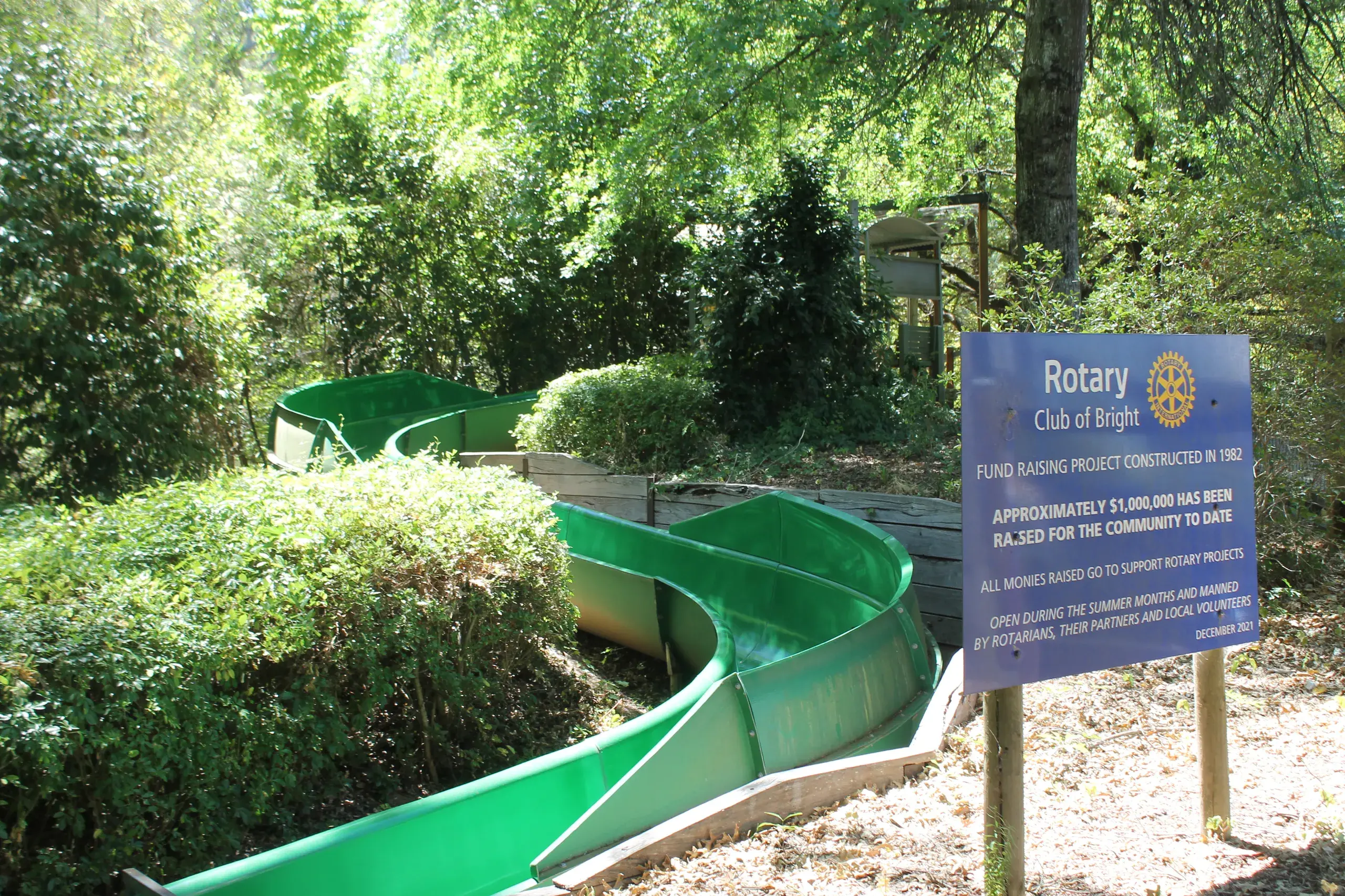 <p>SLIDE SERVICES TEMPORARILY STOPPED: Bright Rotarians look forward to welcoming back slide users this February once river quality returns to normal. PHOTO: Phoebe Morgan.</p>\\n