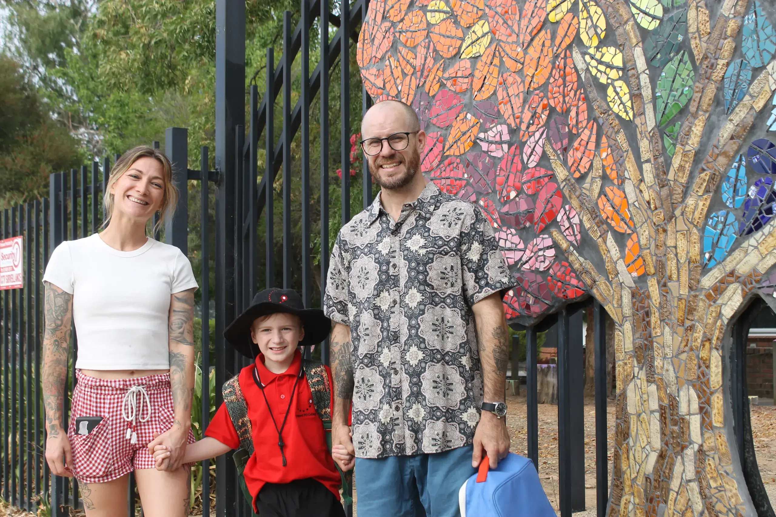 <p>ACADEMIC ADVENTURE: Tommy Owen, hand in hand with parents Beeny and Jarrett,  were at Myrtleford P-12 College last Thursday morning, among a sea of new and returning students. PHOTO: Phoebe Morgan</p>\\n