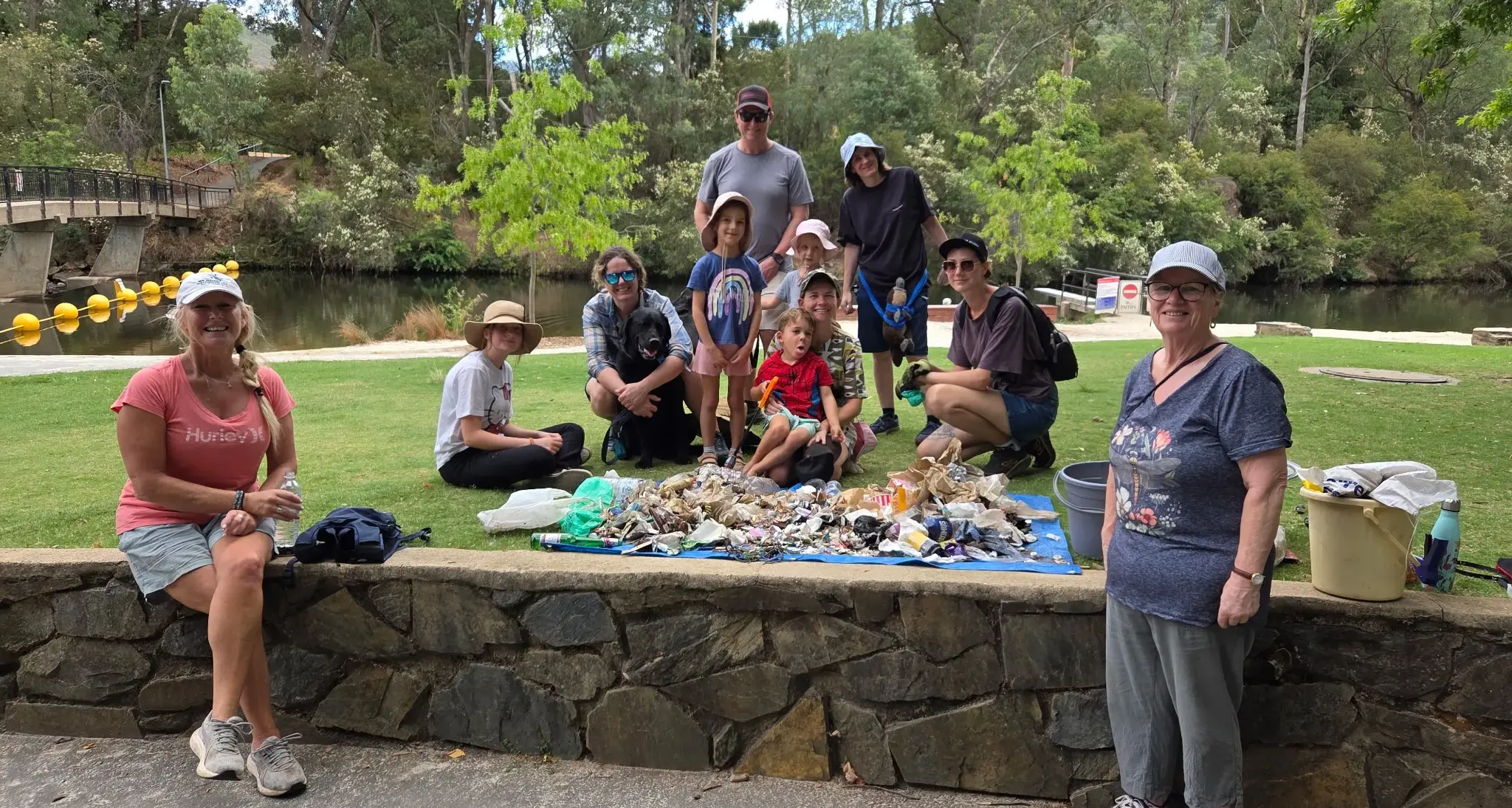 Landcare roll up their sleeves to reclaim river rubbish