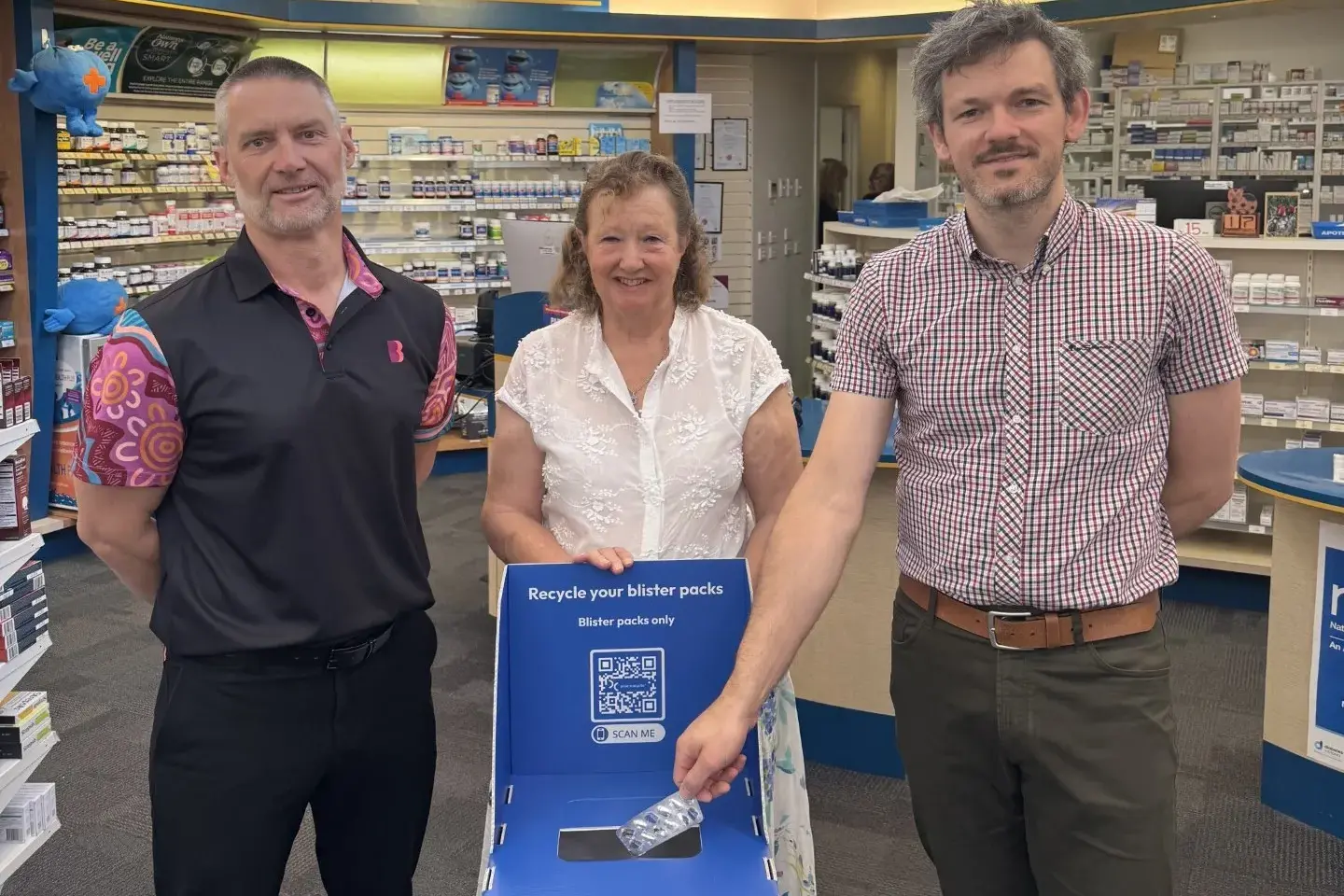<p>WISE ON WASTE: CBB branch manager Mark Ditcham (left), SUO Petula Edwards and pharmacist Alistair Robertson encourage Bright\\'s environmentally-minded residents and visitors to make use of the Bright Pharmacy\\'s newly installed blister pack box. PHOTO: CBB</p>\\n