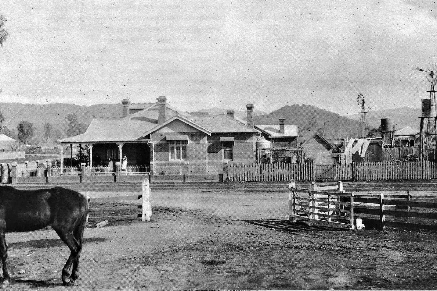 <p>REGIONAL RETROSPECTIVE: As Myrtleford couple, Kevin and Beverly Dinneen relocate from Myrtleford relic, the MDHS could add a new entry in \\'old hospital\\'s\\' historic file. PHOTOS: MDHS.</p>\\n