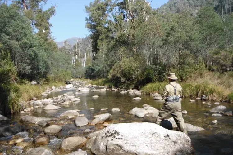 <p>HOOK IN: The Ovens River Challenge will again be held on the final week of March, offering great prizes for anglers.</p>\\n