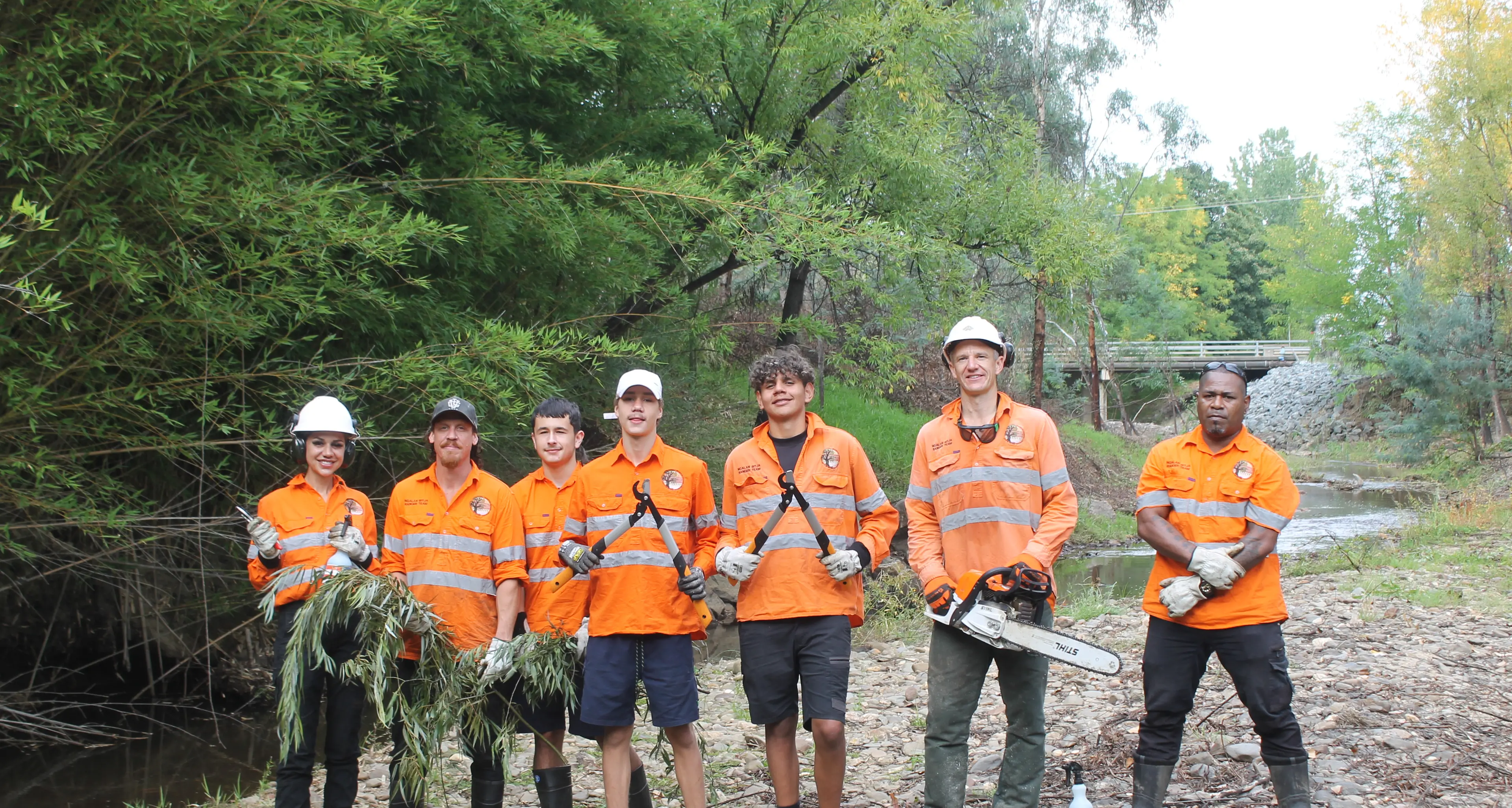 Barwidgee Creek sees collaborative clean-up