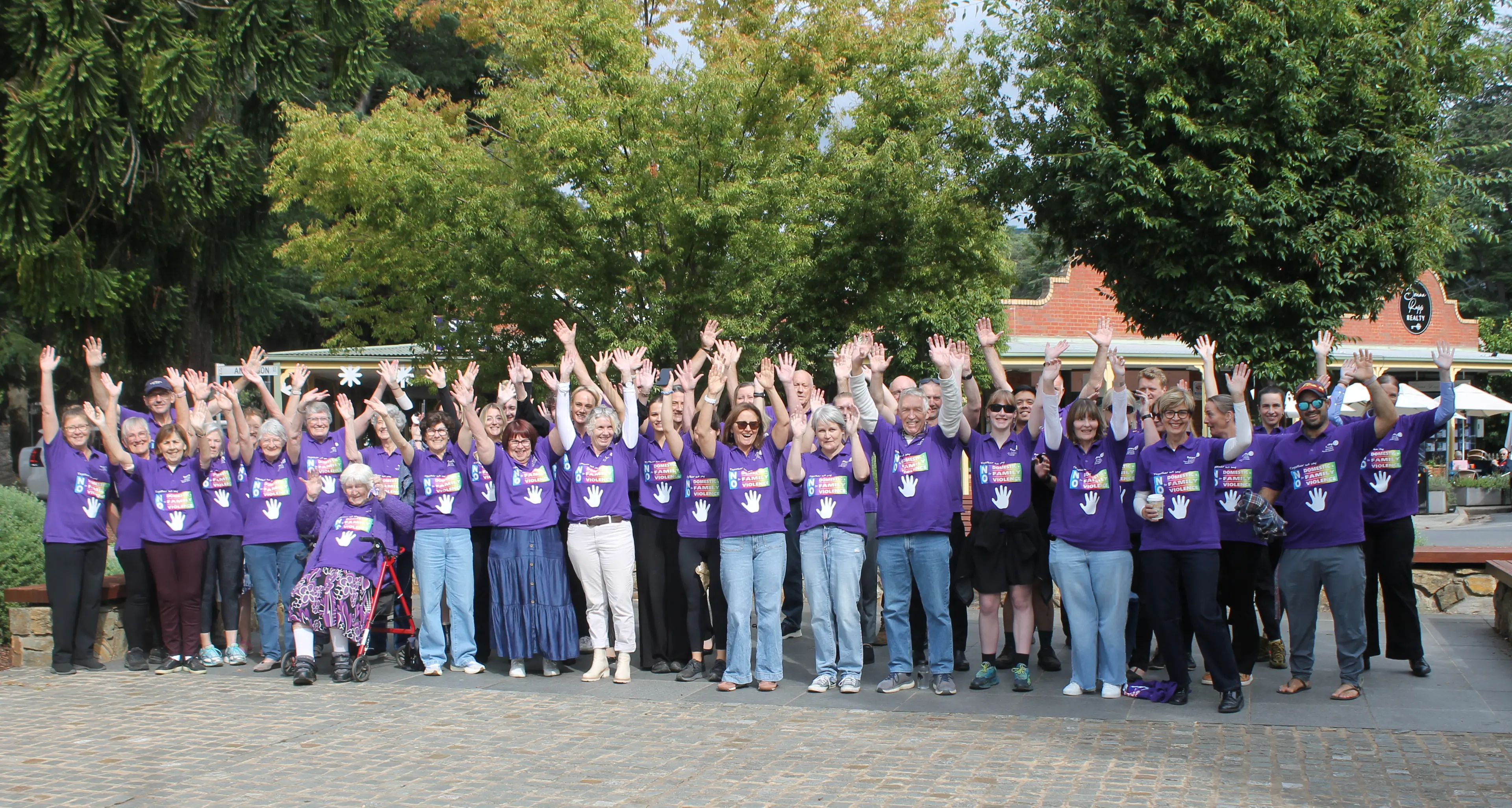 Mafeking Square turns purple as Bright businesses mark final week of 'Purple Friday' campaign