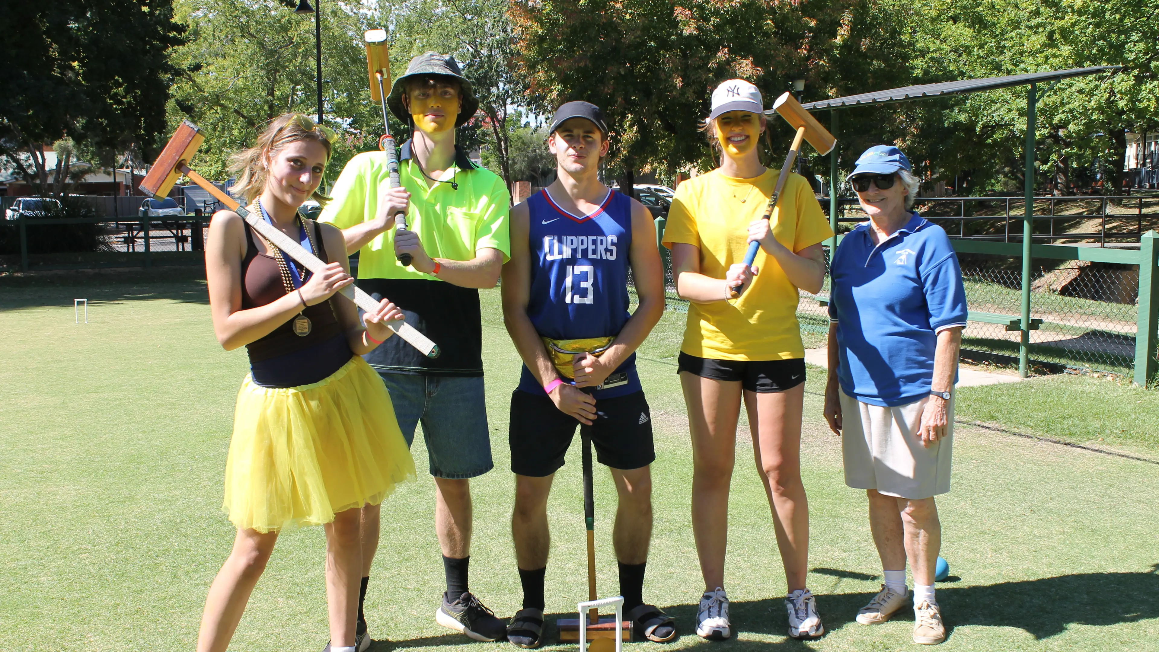 Guest group on the green