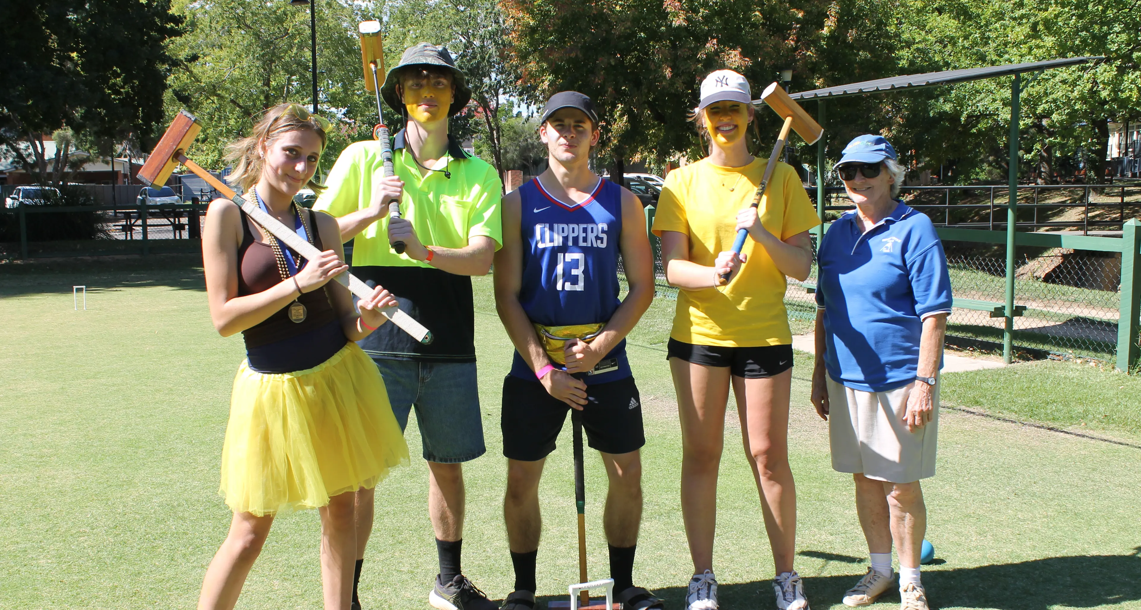 Guest group on the green