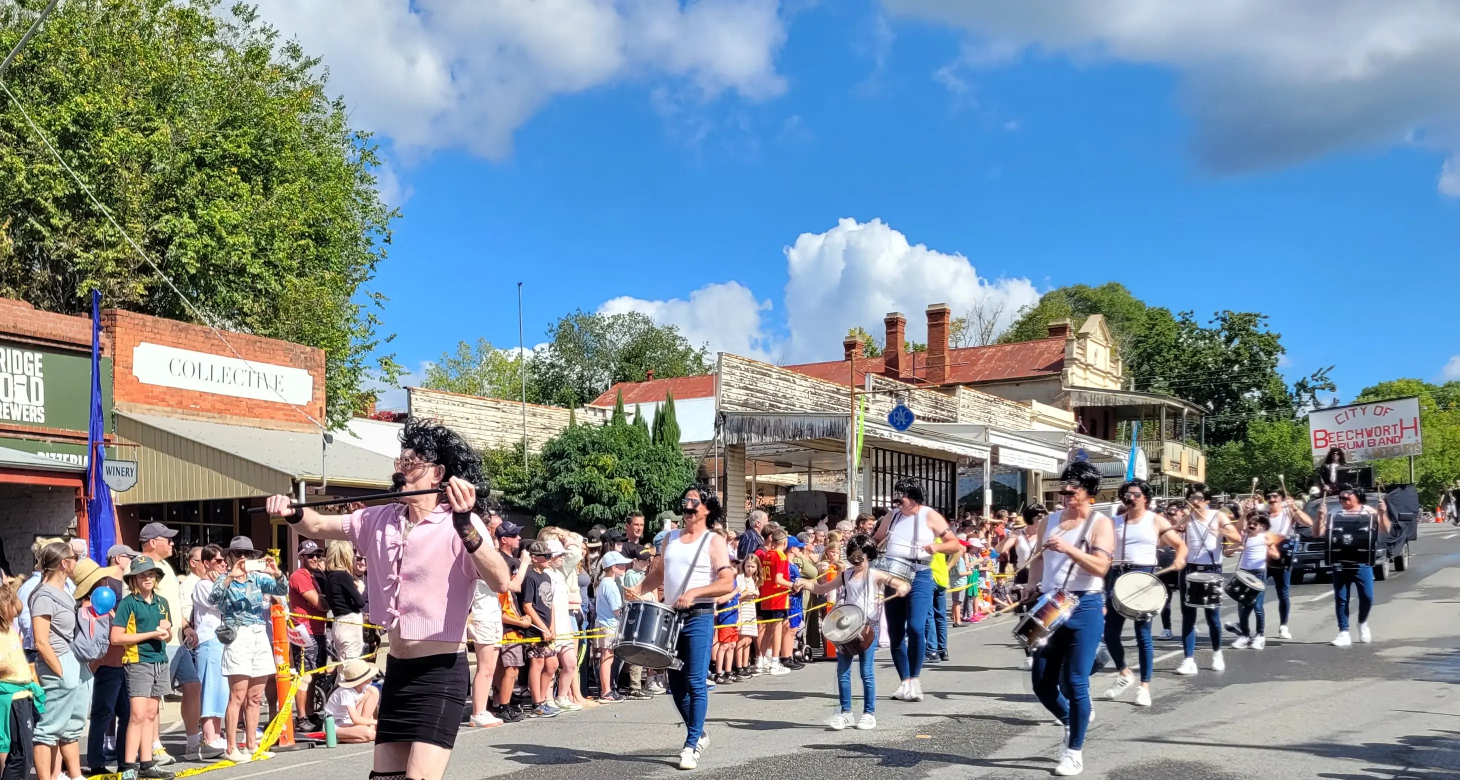 Gold, grit and Beechworth pride takes over Golden Horseshoes Festival