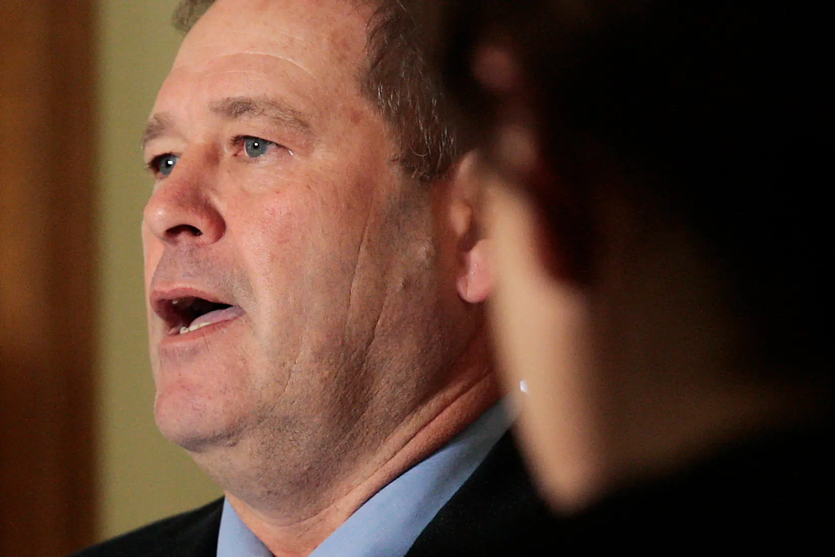 <p>NO GOOD ENOUGH: Ovens Valley MP Tim McCurdy, who is the Shadow Minister for Consumer Affairs, said more than 1.25 million Victorians live in strata and apartment communities, and the government is sitting on a review that could directly affect them.</p>\\n