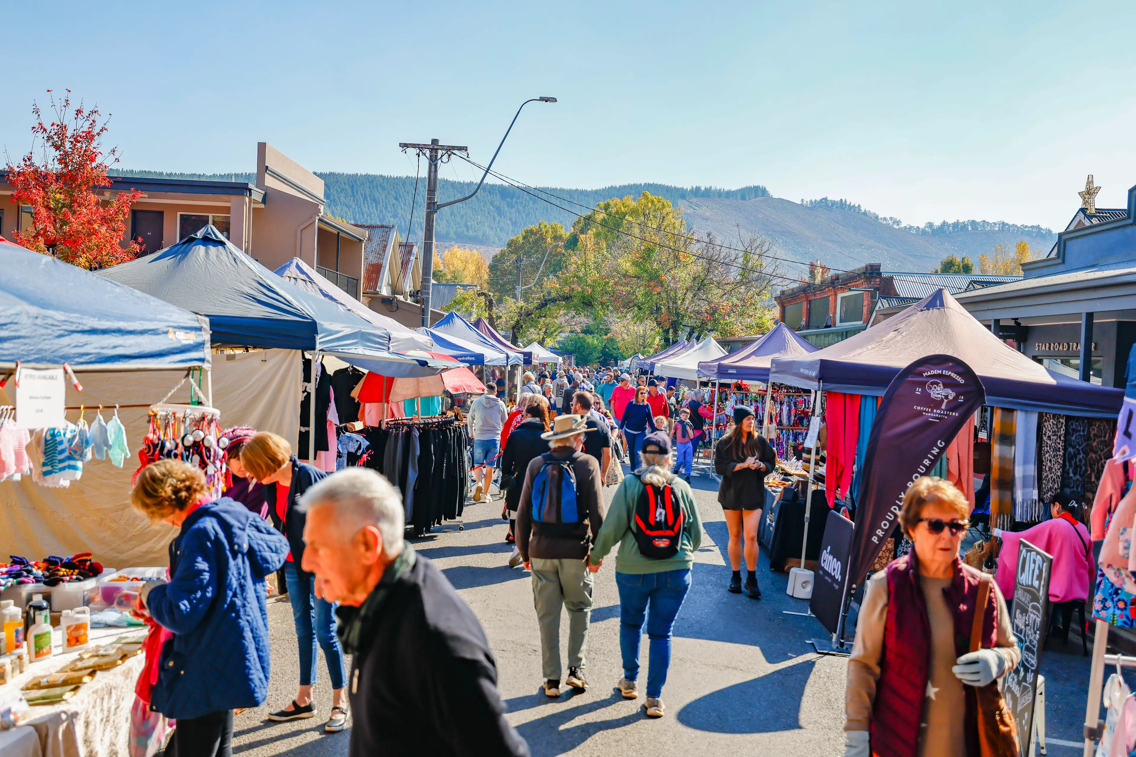 <p>MULTI-FUNCTION MARKET SPACE: Last year\\'s early morning Bright Rotary market, ahead of the Gala Day Parade, saw Ireland and Barnard Streets teeming with shoppers. PHOTO: Jean-Pierre Ronco.</p>\\n