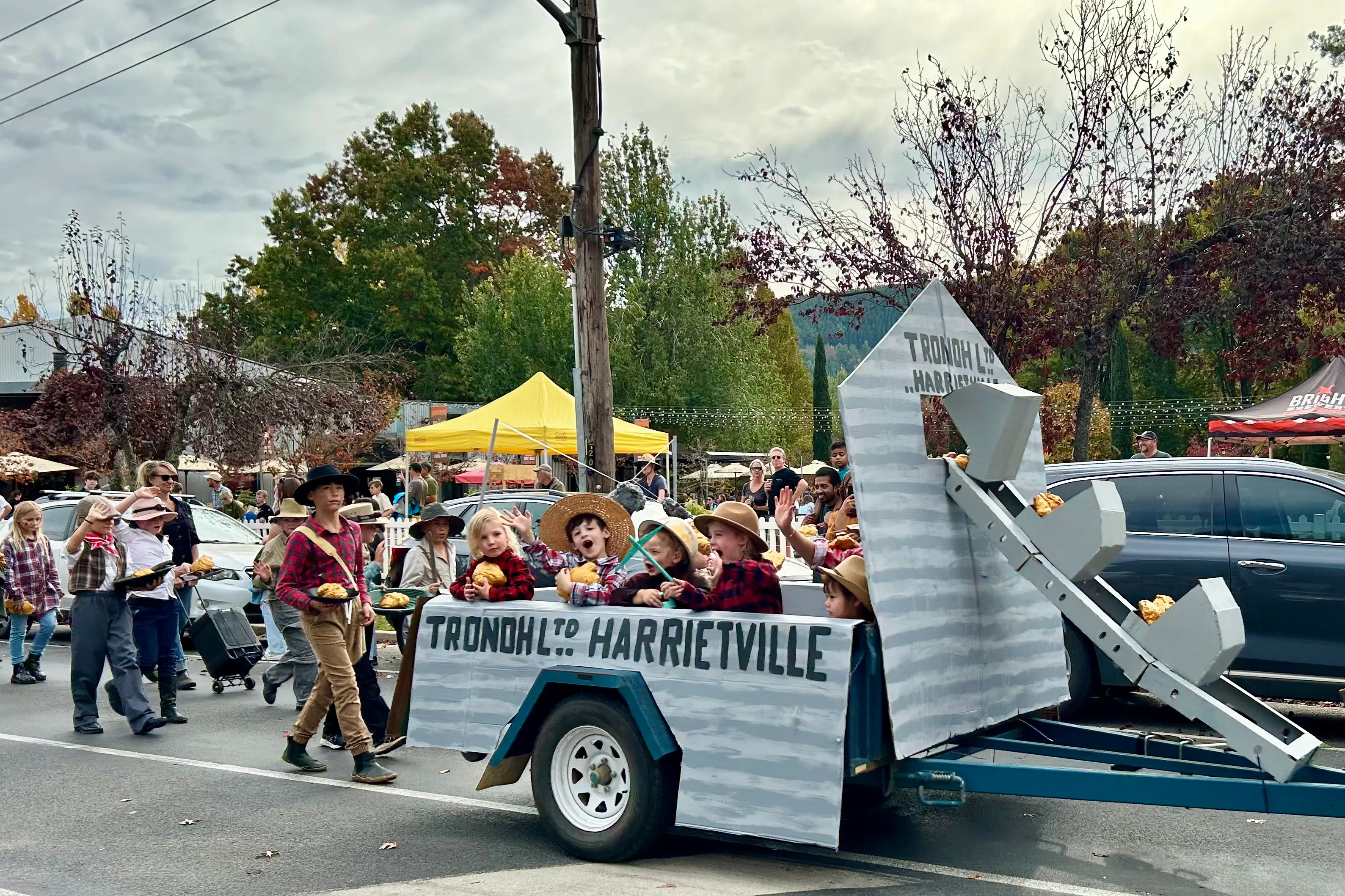 <p>ALL ABORD: Students from the Harrietville Primary School and Bush Kinder worked together to win the Gala Day Parade\\'s top prize: \\'Best Outstanding Float Incorporating the Theme\\'. PHOTOS: Harrietville Primary School.</p>\\n