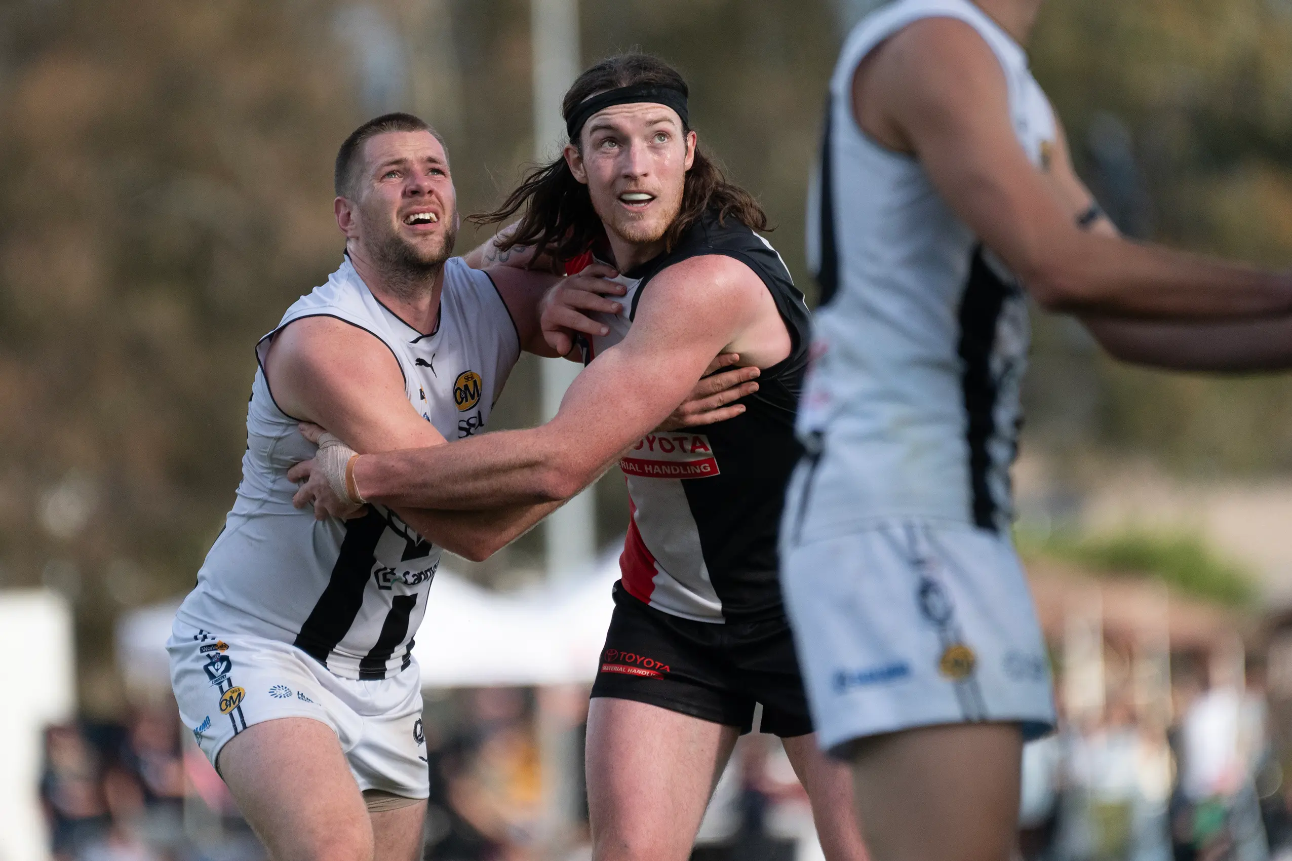 <p>THE BIG DOG: Riley Smith, pictured earlier in the season, produced a stunning match to held the Saints notch up a 75-point win over Corowa-Rutherglen. PHOTO: Melissa Beattie</p>\\n