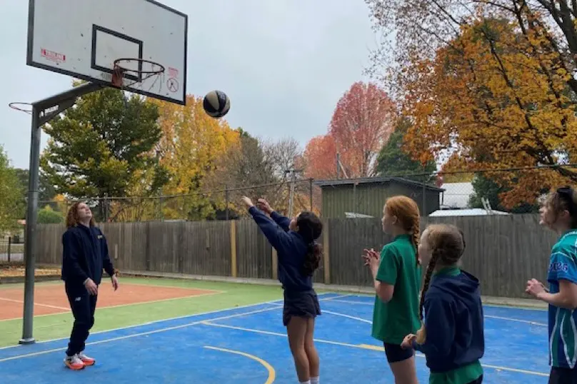 Basketball Victoria comes to Porepunkah