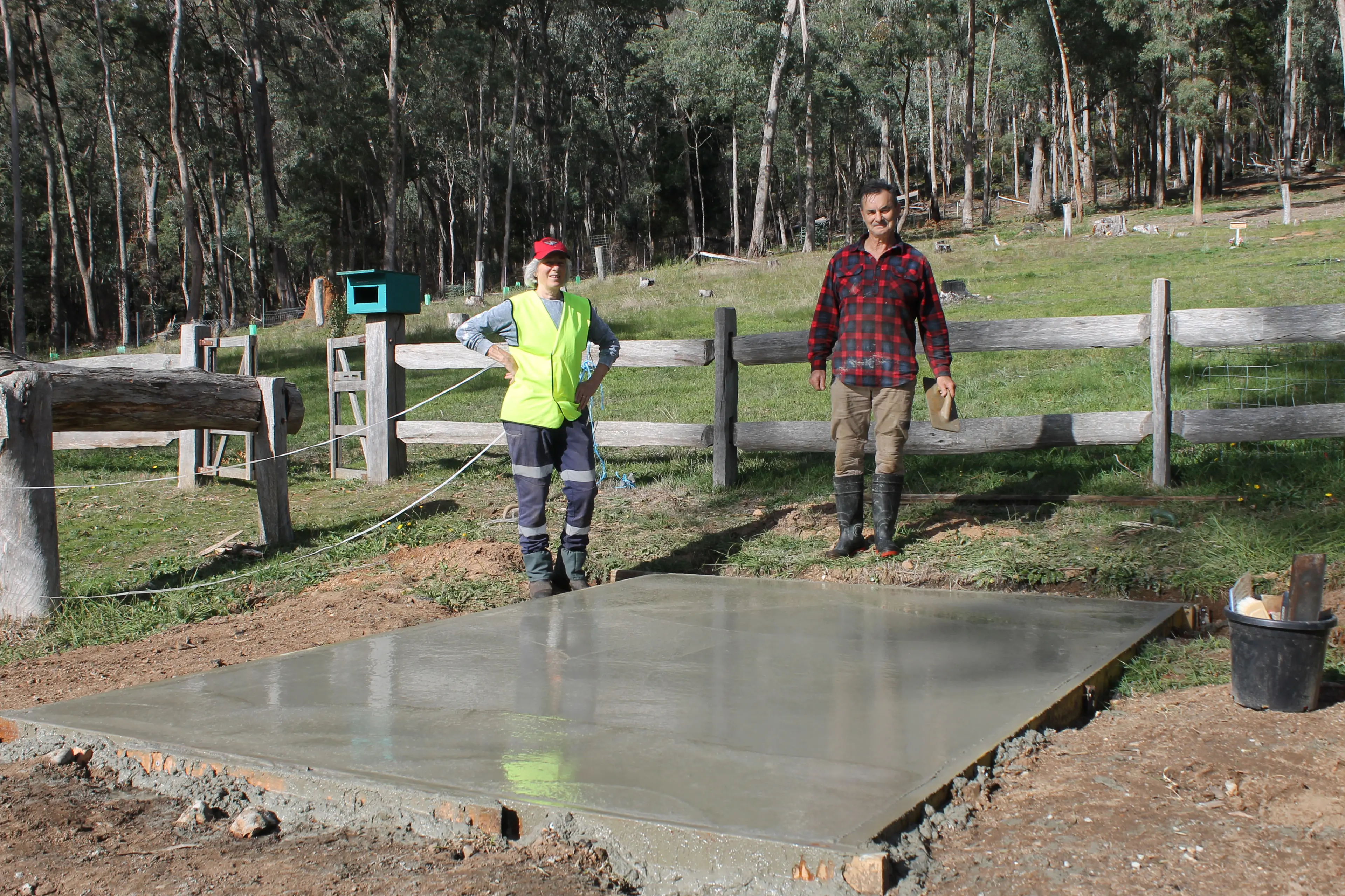 <p>SMOOTH SURFACE: Havilah Cemetery Trust chairperson Lorraine Hughes and project manager John Twyford were some of the volunteers on site last Thursday as the cemetery received its new additions. PHOTO: Phoebe Morgan</p>\\n