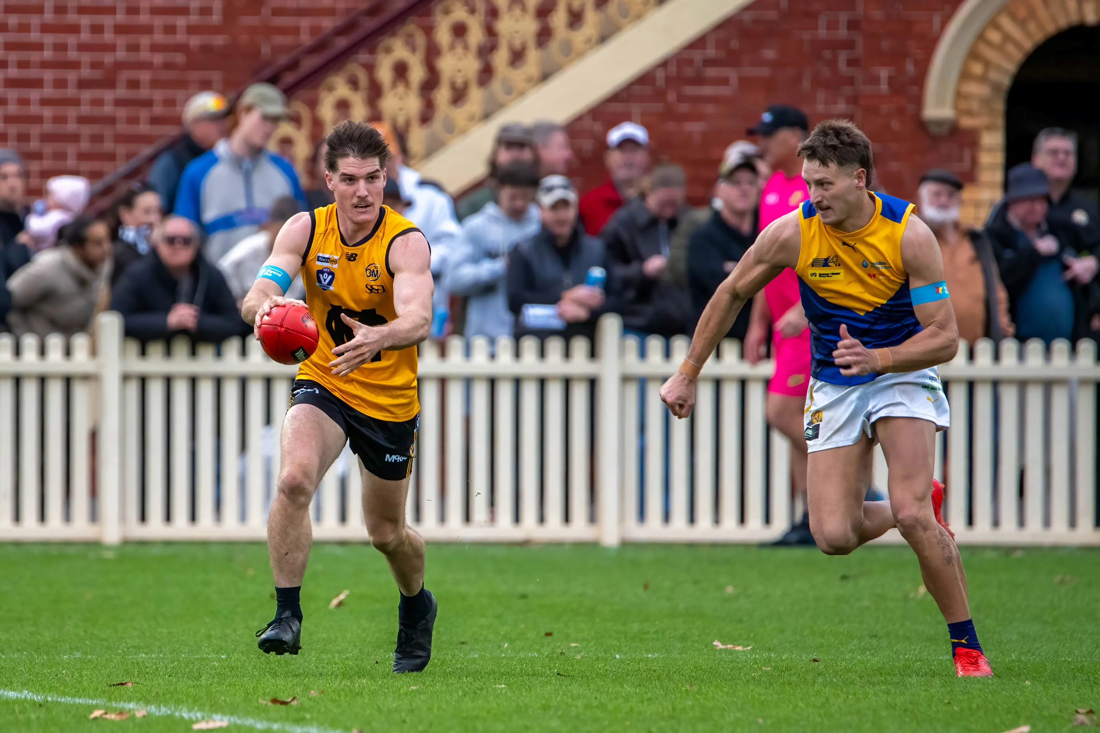 <p>PURE PACE: Ashton McPherson storms down the wing. PHOTOS: Travis Cartwright.</p>\\n